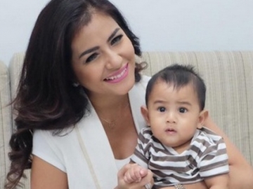 Anak Bontotnya Masuk Rumah Sakit, Meisya Siregar: Papanya Mau Mewek