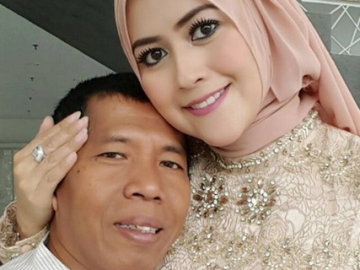 Kiwil Unggah Foto Anaknya, Sang Istri Kedua Beri Komentar Mengejutkan