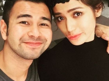 Kenang Kedekatannya dengan Raffi Ahmad, Jessica Iskandar Menangis