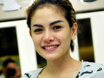 Ini Klarifikasi Terbaru Nikita Mirzani Soal Cuitan Tentang Film G30S PKI di Twitter