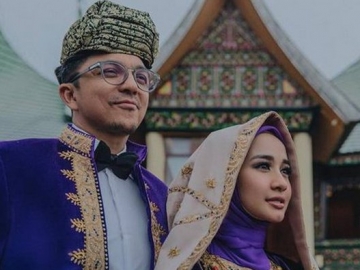 Gelar Resepsi Kedua, Begini Potret Keakraban Laudya Cynthia Bella dengan Mantan Kekasih