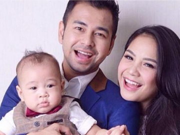 Cemburu Nagita Dipeluk Denny Cagur Ala 'Titanic', Raffi Ahmad Malah Disindir Netter