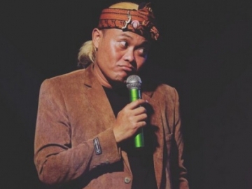 Ayahnya Meninggal Dunia, Postingan Terbaru Sule Ini Buat Netter Menangis 