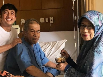 Sang Ayah Terbaring Sakit, Tangisan Irfan Hakim Bikin Terenyuh