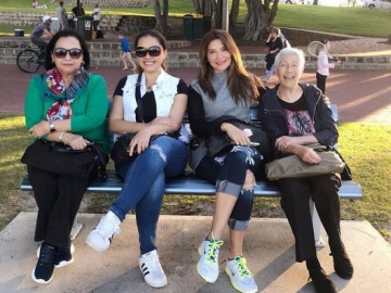 FOTO: Temu Kangen Tamara Bleszynski Bareng Teman Masa Kuliahnya di Australia