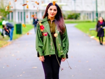 Pakai Daster Sambil 'Ngepel', Ashanty Jadi Sorotan