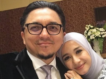 Akrab, Begini Kocaknya Laudya Cynthia Bella dan Engku Emran Berebut Perhatian Aleesya
