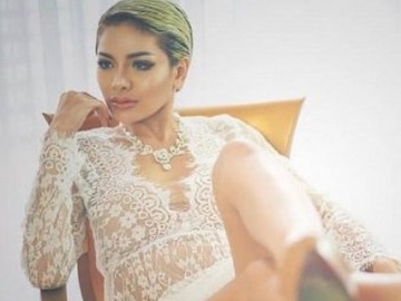 Bakal Segera Rilis Buku Biografi, Nikita Mirzani Sediakan Foto-Foto Syur?