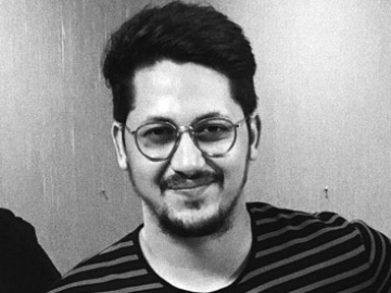 Disebut Segera Susul Raisa, Keenan Pearce Pamer Cincin Tunangan di Jari Kekasihnya?