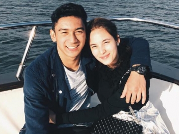 Bukan hanya Dafa, Chelsea Islan Juga Dipeluk Mesra Aktor Tampan Ini