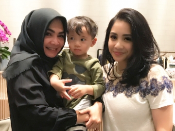 Pakai Jam Tangan Seharga Rumah, Ibu Nagita Slavina Ini Bikin Netter Geger