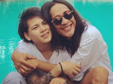 Unggah Postingan Ini, Aming Bela Evelyn dari Nikita Mirzani?