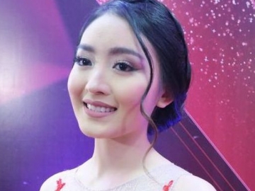 Natasha Wilona Ungkap Foto Ibunda yang Berulang Tahun