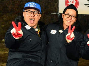 Berteman Dekat, Defconn Tampak Tersedu-Sedu Di Pemakaman Kim Joo Hyuk
