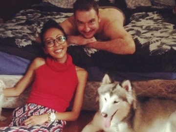 Kedapatan Lagi Belanja Bareng, Cepol 'Menjulang' Istri Jono GBS Bikin Salah Fokus