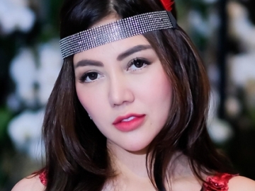 Bernuansa Merah, Arisan Sosialita ala Bella Shofie Bikin Heboh Publik Saking Kecenya