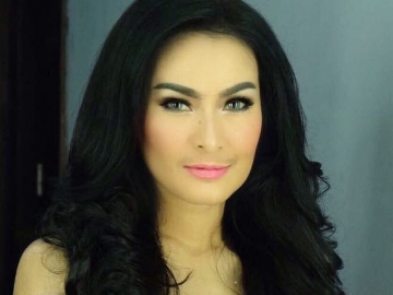 Klarifikasi Iis Dahlia Soal Enggan Mengantre di Pernikahan Kahiyang-Bobby Ini Kembali Menuai Hujatan