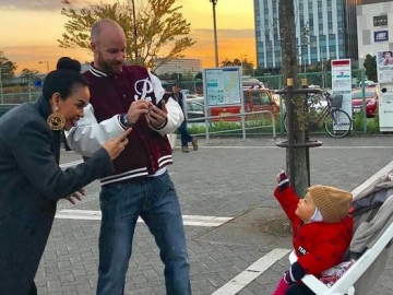 Liburan ke Jepang, Melaney Ricardo dan Keluarga Nyaris Jadi Korban Taifun Lan