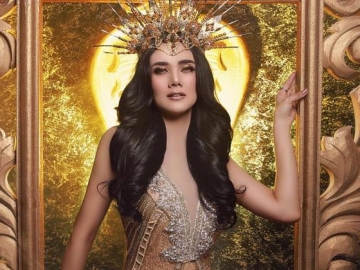 Pamer Foto Bareng Idola Safeea, Lekuk Tubuh Mulan Jameela Malah Jadi Sorotan