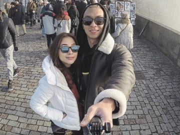 Pamer Cincin di Jari Manis, Nikita Willy Resmi Dilamar Kekasih?
