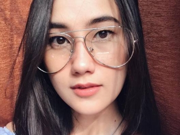 Adik Cantik Andhika Pratama Menikah, Begini Potret 'Bule'nya yang Buat Jantung Berdesir