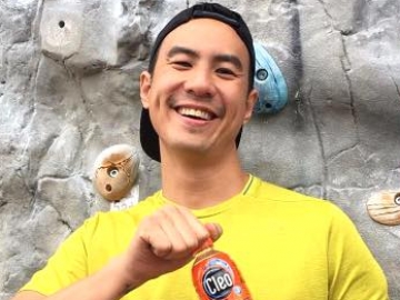 Selfie Bareng Syahrini, Daniel Mananta Malah Bikin Netter Kasihan Hingga Kesal