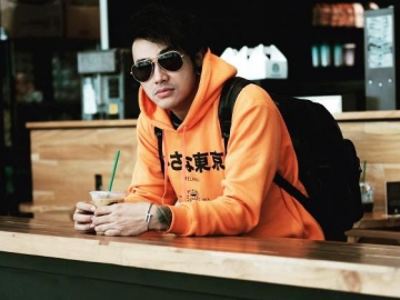 Disebut Tak Jomblo Lagi, Wajah 'Pacar Baru' Vicky Nitinegoro Ini Jadi Sorotan