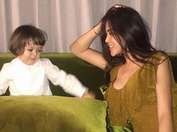 Pamer Pembangunan Kolam Renang Impian El Barack, Jessica Iskandar Bikin Terharu