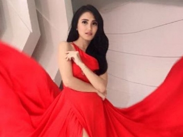 Unggah Foto Ini, Ayu Ting Ting Bakal Buka Usaha Martabak dengan Boy William?