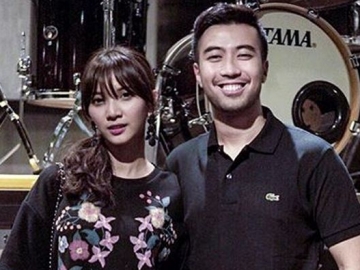 Heboh Video Mesra 'Cium' Leher Pacar, Ini Klarifikasi Vidi Aldiano