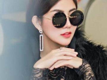 FOTO: Banting Setir ke Fashion Designer, Intip Karya Mahal Bella Shofie Ini