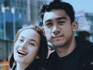 Pacaran dengan Daffa Wardhana, Begini 'Kemesraan' Chelsea Islan dengan Marini Zumarnis