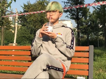 Dituding Melecehkan Nicki Minaj, Teman Zico Block B Ini Unggah Permintaan Maaf