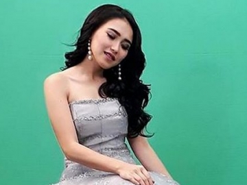 Ayu Ting Ting 'Kabur' Saat Ditanya Soal Foto Pegangan Tangan, Raffi Ahmad: Biasa Aja