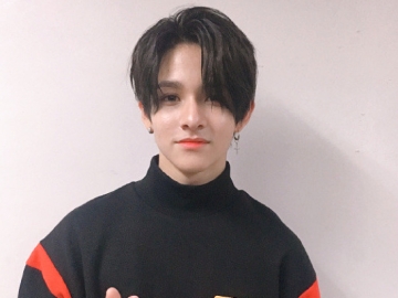 Tak Sengaja Ketemu Kim Samuel di Jalan, Fans Ini Terkejut Hingga Menangis