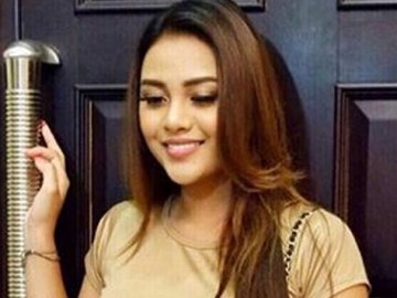 Sempat Dituding Anak Durhaka, Aurel Hermansyah Menangis