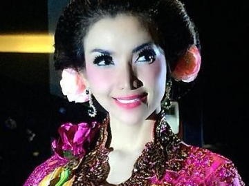 Unggah Foto 'Polos'nya Jaman Dulu, Roro Fitria Panen Pujian Netter