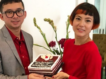 FOTO: Suasana Lamaran Poppy Sovia & Ahmad Gussaoki, Simpel dan Sederhana