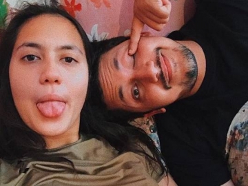 Foto Masa Kecil Pevita Pearce Terungkap, Netter Salah Fokus Bentuk Tubuhnya