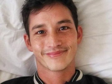 Mike Lewis Kepergok Jalan Bareng Perempuan, Netizen Gagal Fokus Pada Ini