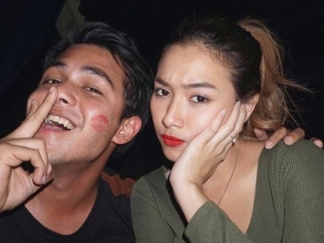 Rizky Alatas dan Adzana Bing Slamet Akhirnya Tunangan, Netter Ungkit Masa Lalu