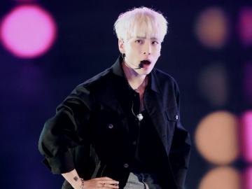 Ini Reaksi Fans Saat Lihat Bulan Berwarna Fanclub SHINee di Hari Pemakaman Jonghyun