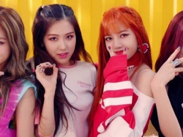 Hadiah Natal dari Black Pink Untuk Fans : Lagu Cover 'So Hot' Wonder Girls