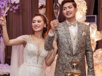 Lee Jeong Hoon Temani Istri Latihan Yoga, Warganet Geger Lihat Perut Moa Aeim