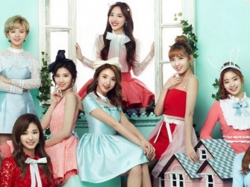 Twice Mendadak Ucap Terima Kasih Untuk Fans, Ada Apa?