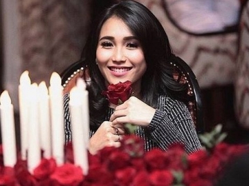 Gosipnya dengan Raffi Ahmad Selalu Jadi Sorotan, Ini Alasan Ayu Ting Ting Enggan Klarifikasi