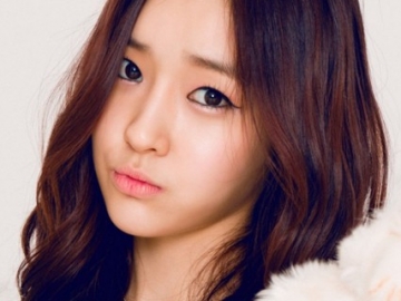 Ahreum Eks T-ara Akui Pacaran dengan Aktor Lee Seung Jae