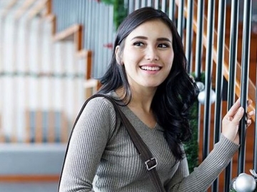 Promo Hingga Rp 1000, Bisnis Karaoke Ayu Ting Ting Sepi Peminat?