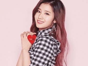 Sana Twice Masuk Rumah Sakit, JYP Entertainment Kabarkan Kondisi Terbarunya Seperti Ini