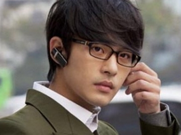 Meninggal di Usia 34 Tahun, Simak Deretan Potret Jun Tae Soo yang Buat Fans Jatuh Hati